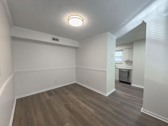 114 Luden Drive B, Summerville, SC 29483