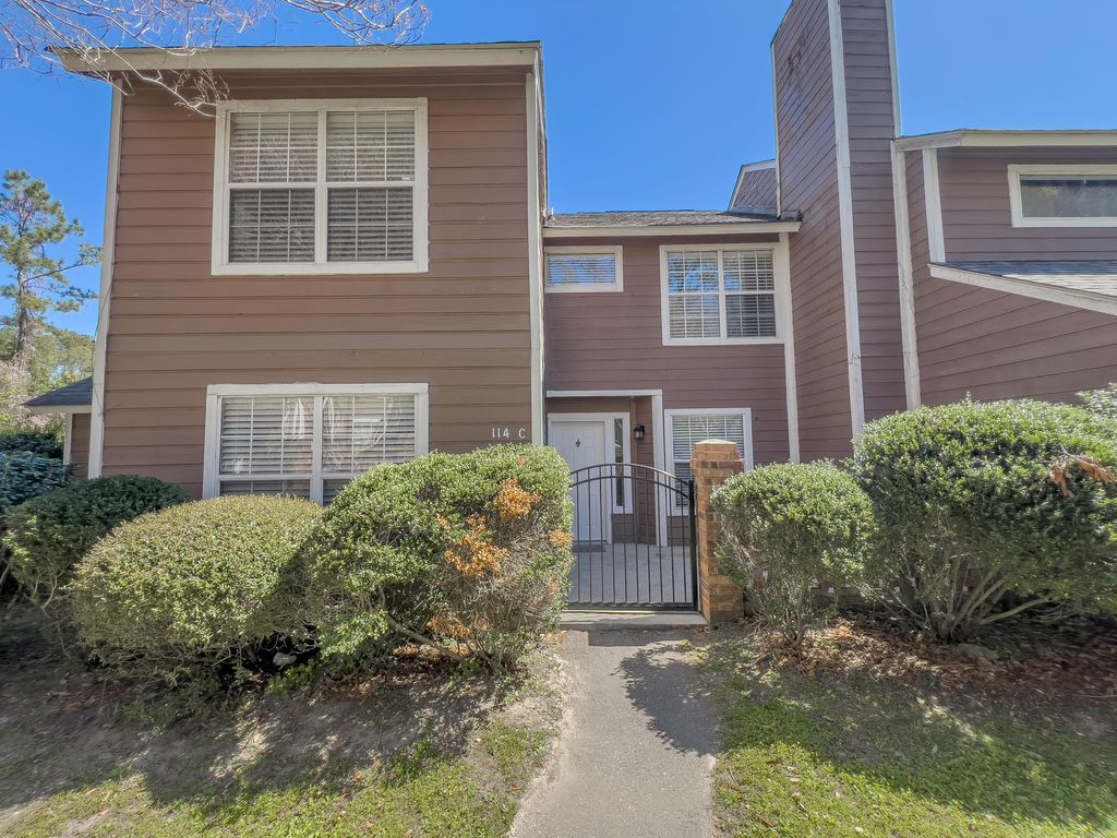 114 Luden Drive B, Summerville, SC 29483