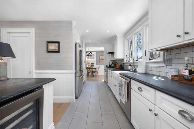 9 Anthony Street, Newport, RI 02840