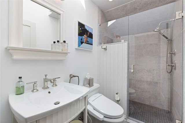 9 Anthony Street, Newport, RI 02840