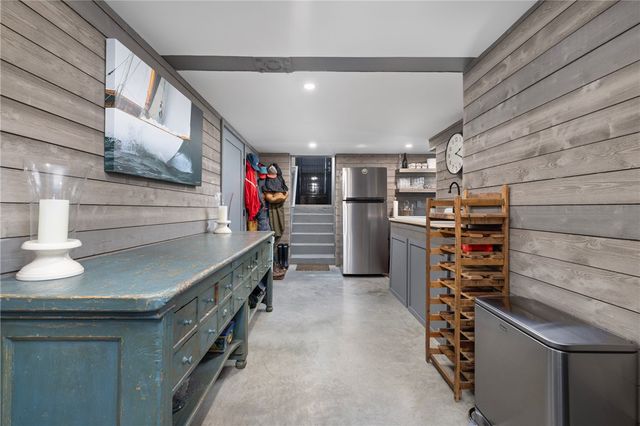 9 Anthony Street, Newport, RI 02840