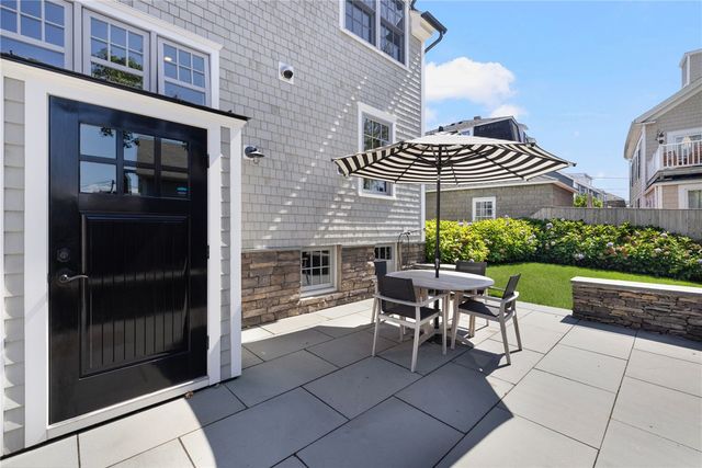 9 Anthony Street, Newport, RI 02840