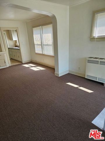 1129 E 71st Street, Los Angeles, CA 90001