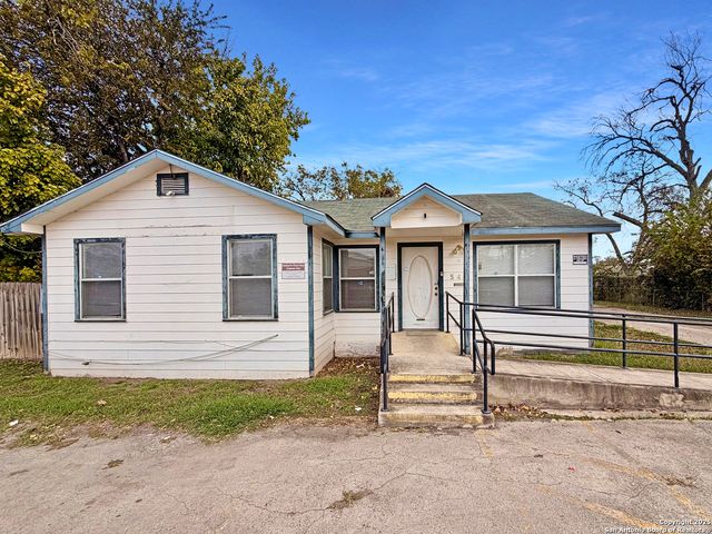 544 S WW White, San Antonio, TX 78220