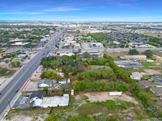 544 S WW White, San Antonio, TX 78220