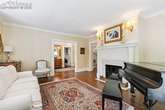 9 Broadmoor Avenue, Colorado Springs, CO 80906