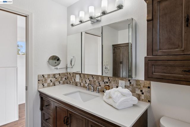 15040 Costela St, San Leandro, CA 94579