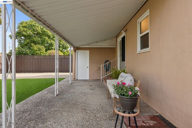 15040 Costela St, San Leandro, CA 94579
