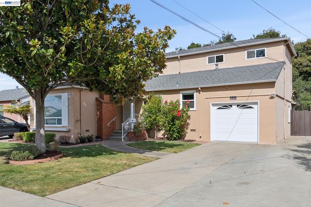 15040 Costela St, San Leandro, CA 94579