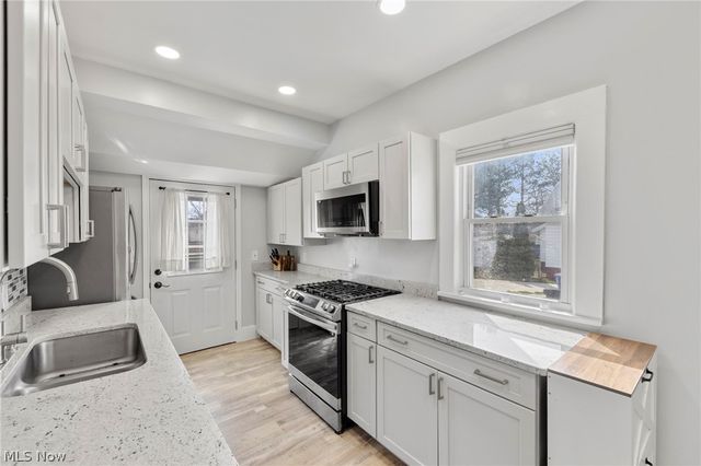 3451 W 137th Street, Cleveland, OH 44111