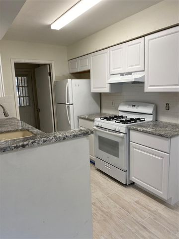 12412 Deer Falls DR A, Austin, TX 78729