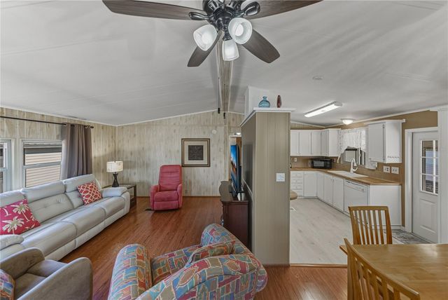 4912 DORADO STREET, Zephyrhills, FL 33541