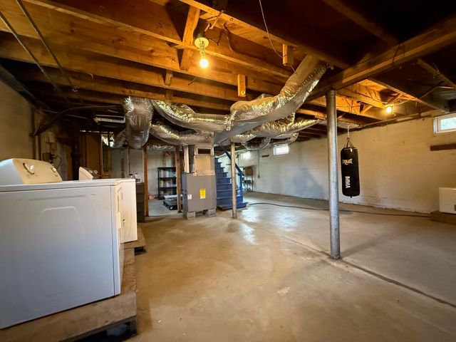 E 3103 Circle DR, Covington, VA 24426