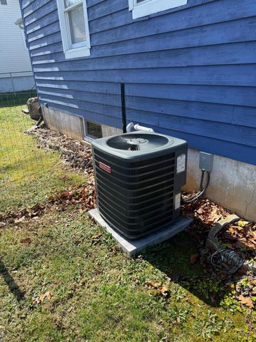 E 3103 Circle DR, Covington, VA 24426