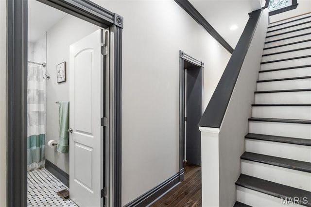 1916 S 12th Street, St Louis, MO 63104