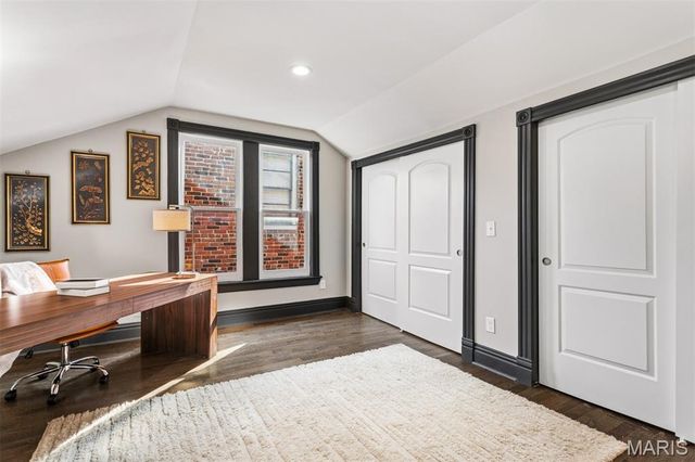 1916 S 12th Street, St Louis, MO 63104