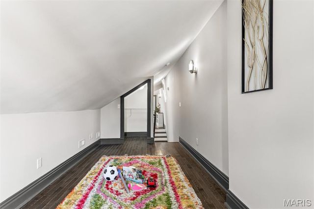 1916 S 12th Street, St Louis, MO 63104