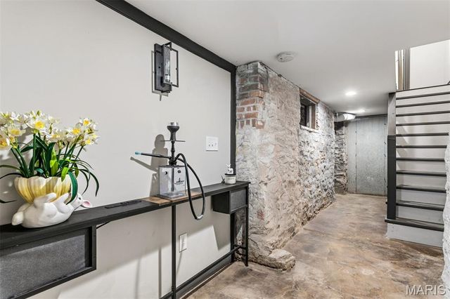 1916 S 12th Street, St Louis, MO 63104