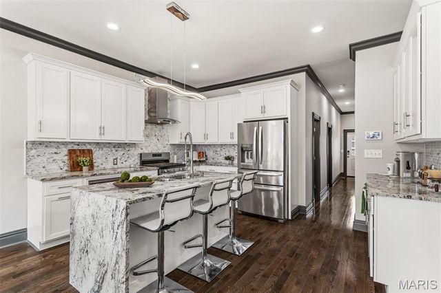 1916 S 12th Street, St Louis, MO 63104