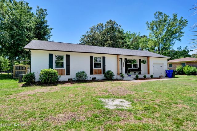 225 Mohican Trail, Wilmington, NC 28409