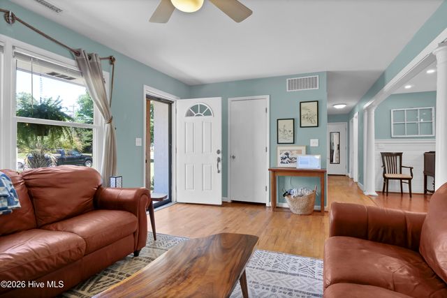 225 Mohican Trail, Wilmington, NC 28409
