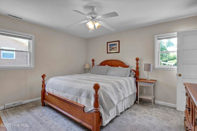225 Mohican Trail, Wilmington, NC 28409