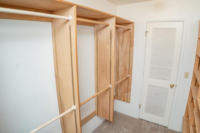 2596 Roslyn Way, Sacramento, CA 95821