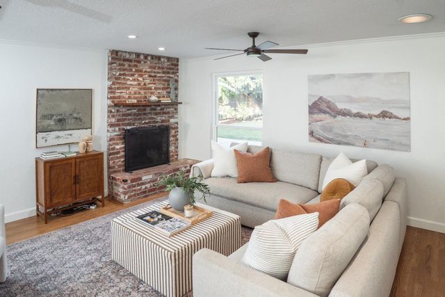 2596 Roslyn Way, Sacramento, CA 95821