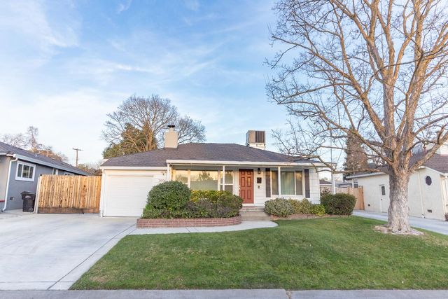 2596 Roslyn Way, Sacramento, CA 95821