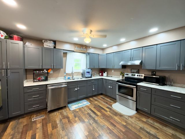 10 Joan Street, Williamsburg, KY 40769