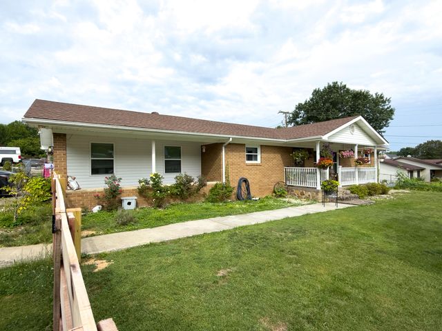 10 Joan Street, Williamsburg, KY 40769