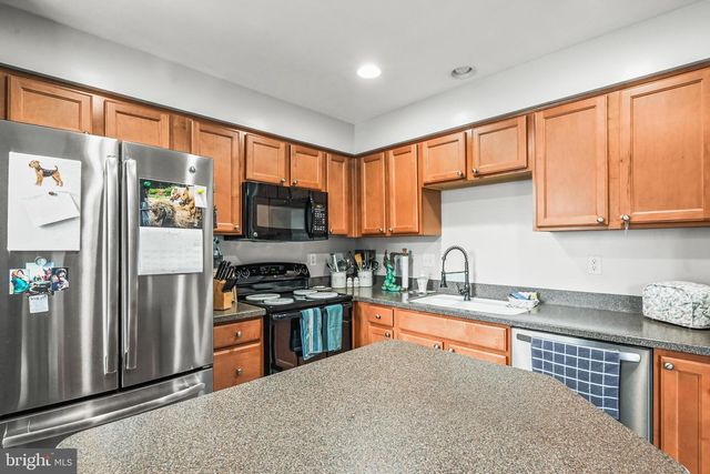 722 BLOSSOM DR, Hanover, PA 17331