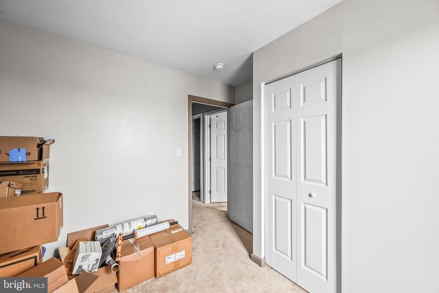 722 BLOSSOM DR, Hanover, PA 17331