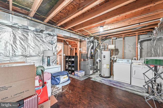 722 BLOSSOM DR, Hanover, PA 17331