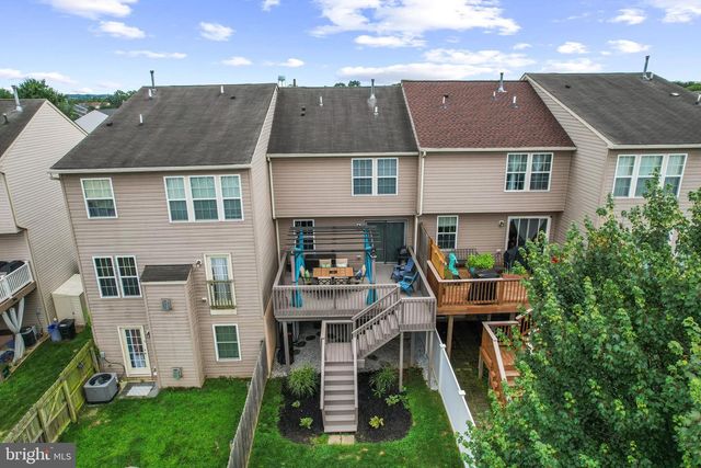 722 BLOSSOM DR, Hanover, PA 17331