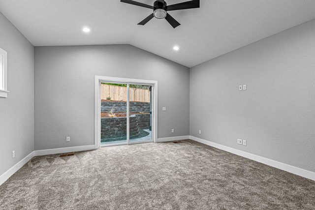 4424 Park Ridge Drive, Medford, OR 97504