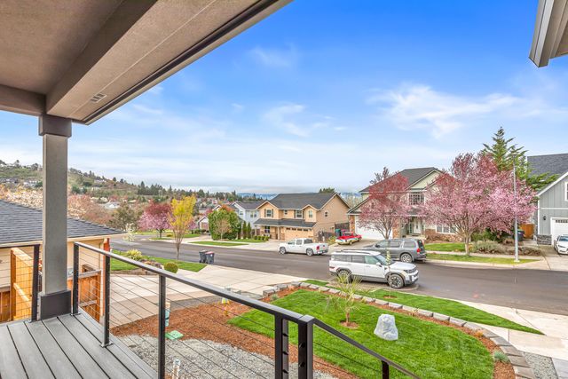 4424 Park Ridge Drive, Medford, OR 97504