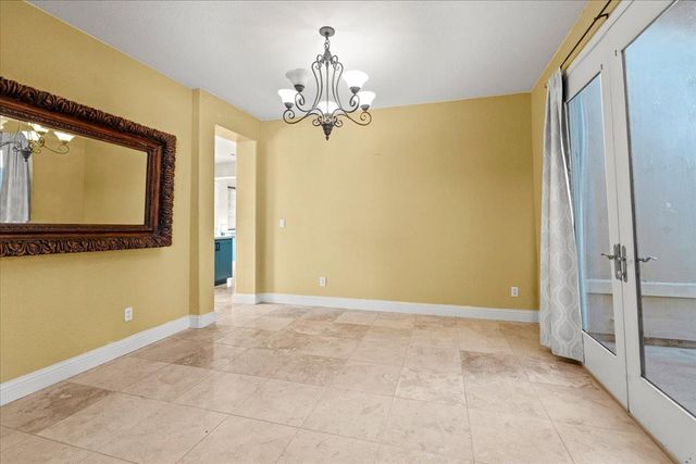1400 Cliff Swallow Dr, Patterson, CA 95363