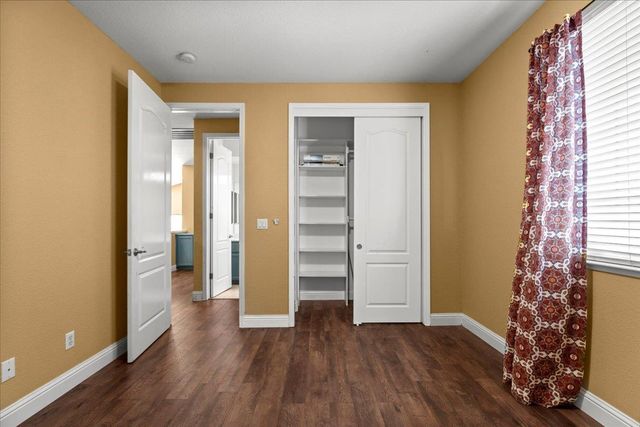 1400 Cliff Swallow Dr, Patterson, CA 95363