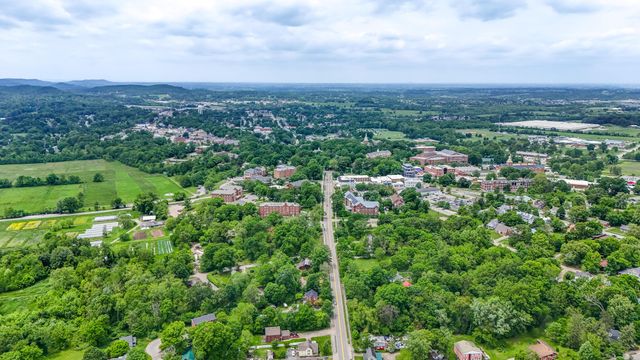 605 Prospect Street, Berea, KY 40403