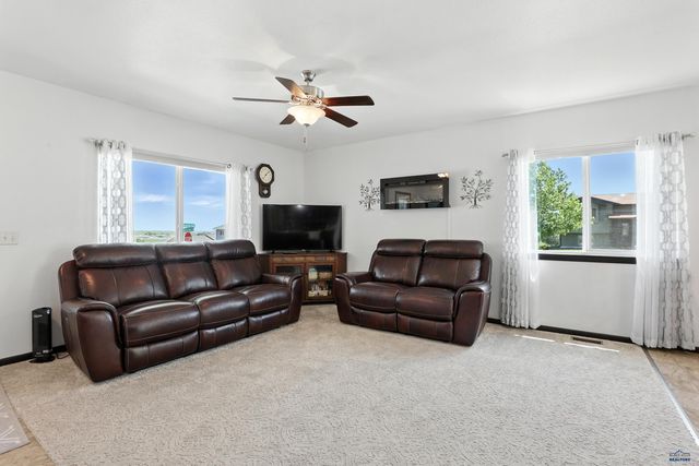 3209 JOPLIN LN, Rapid City, SD 57701