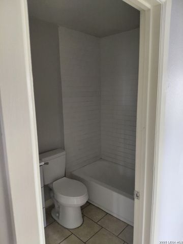 9122 Mobile Bay, San Antonio, TX 78245