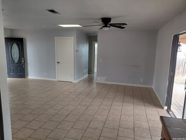 9122 Mobile Bay, San Antonio, TX 78245