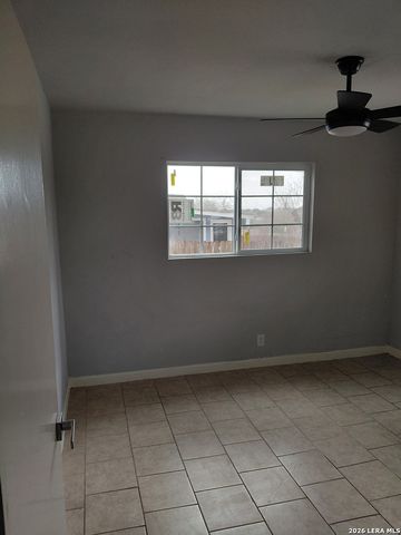 9122 Mobile Bay, San Antonio, TX 78245