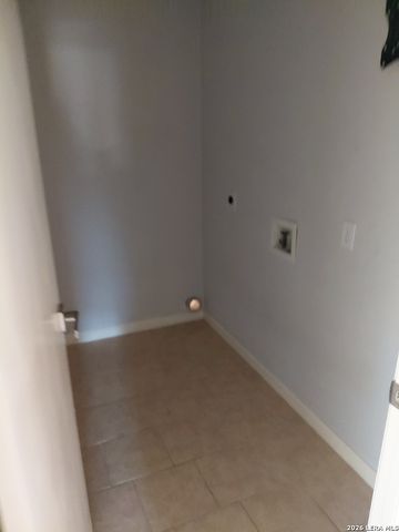 9122 Mobile Bay, San Antonio, TX 78245