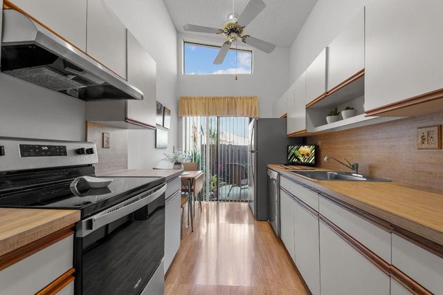 5080 Nesting Way A, Delray Beach, FL 33484