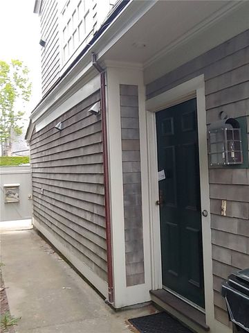 107 John Street, Newport, RI 02840