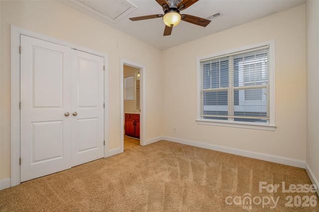319 Woodvale Place, Charlotte, NC 28208