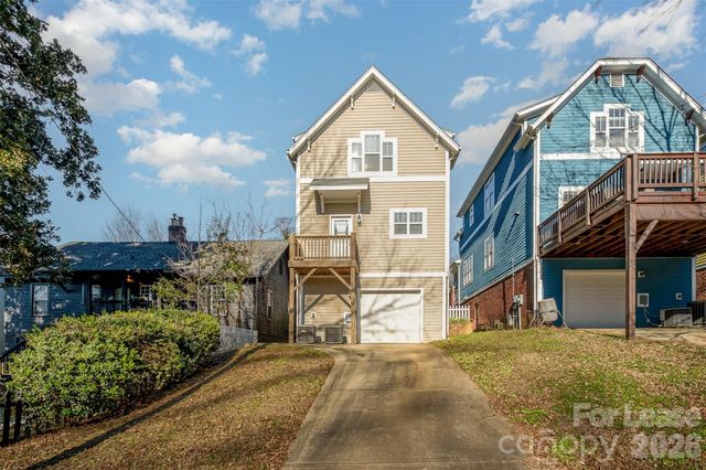 319 Woodvale Place, Charlotte, NC 28208