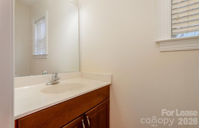 319 Woodvale Place, Charlotte, NC 28208